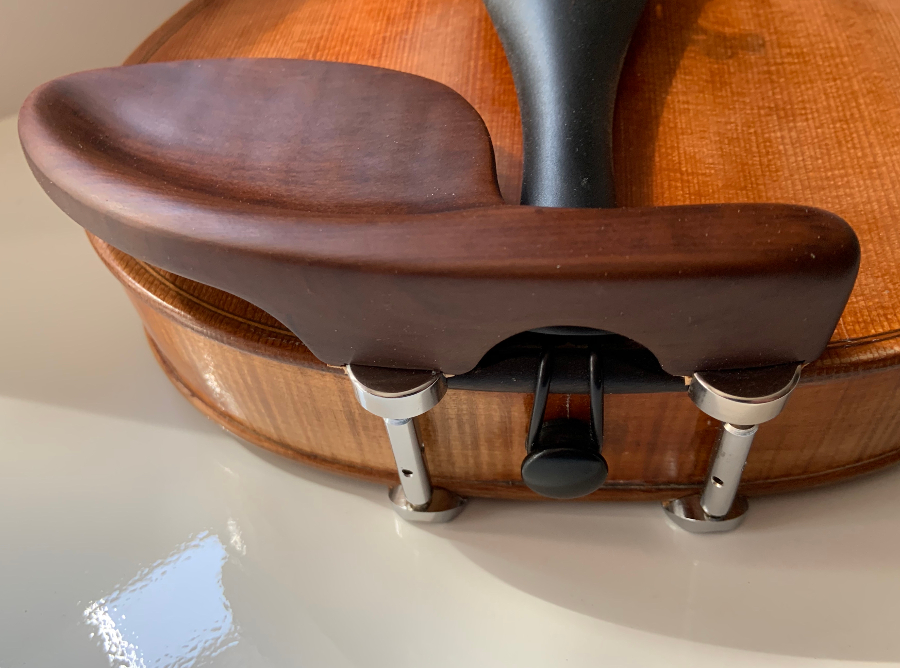 Kinnhalter-Guarneri-modell-Kante-3