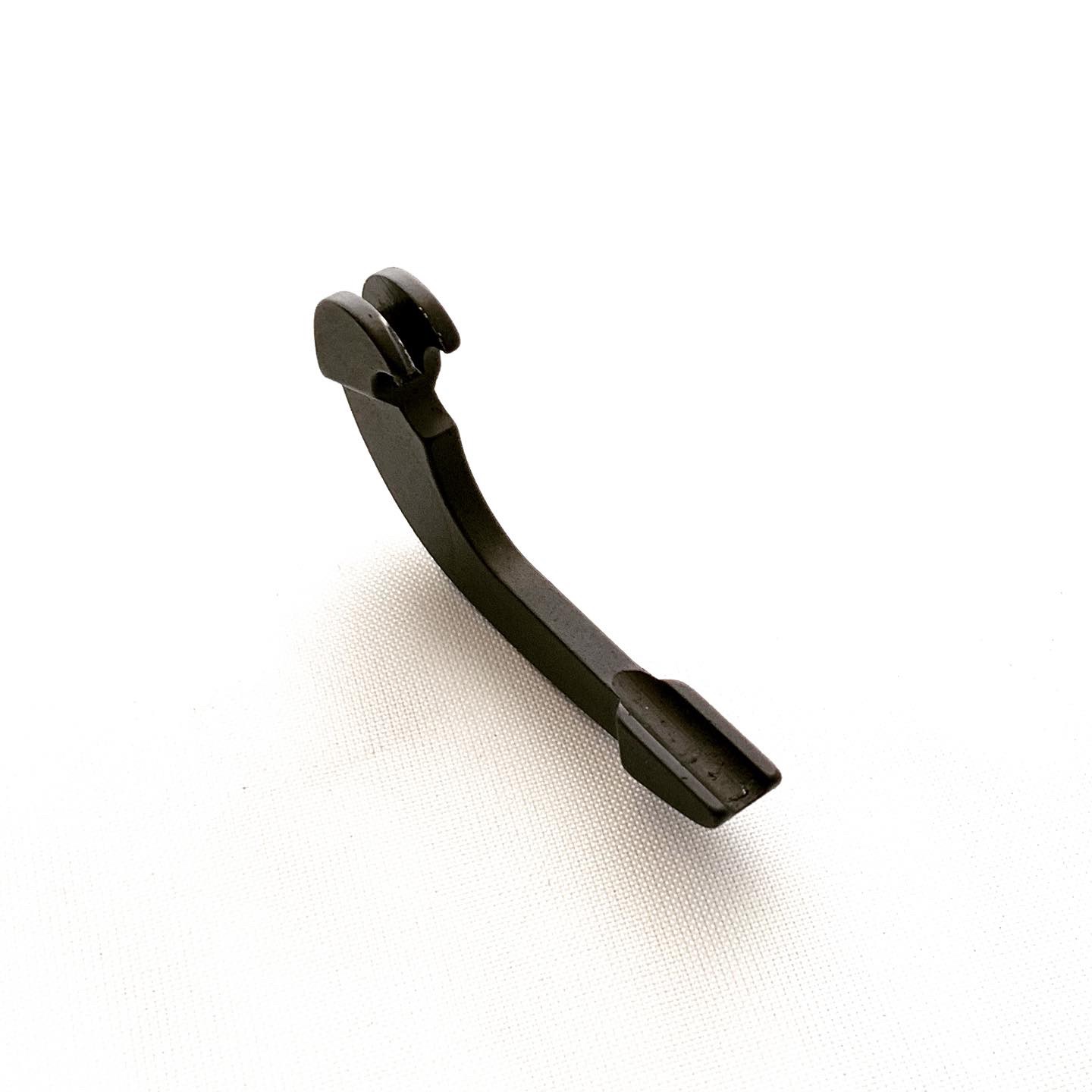 522A962F-330D-464C-9F32-49FE238DF3CA string adjuster cello